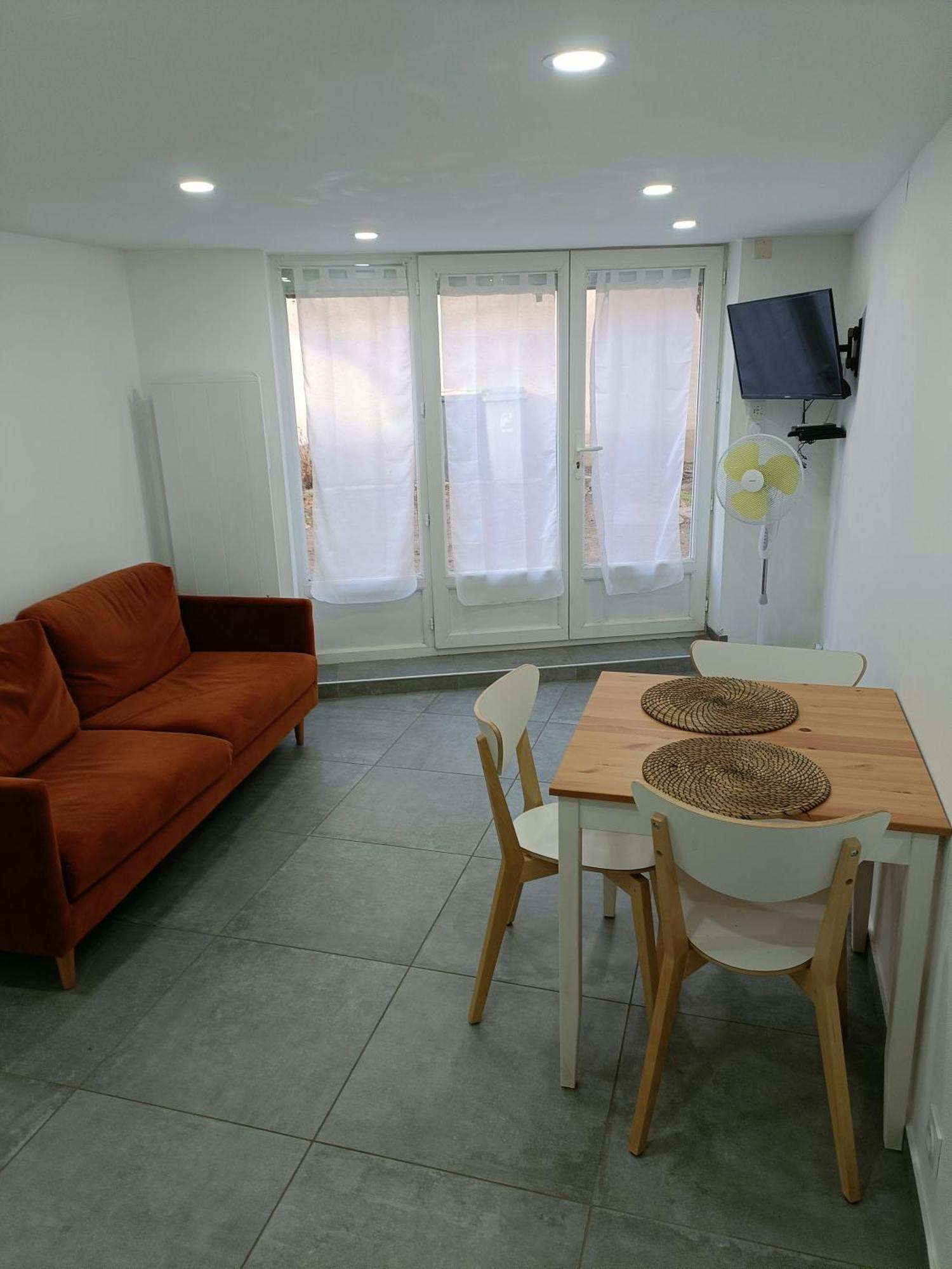 Appartement Dans Maison Atypique Montrond-les-Bains Kültér fotó